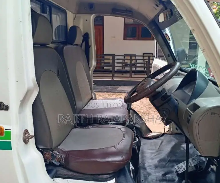 Mahindra Maxximo 2011 Lorry (Used)