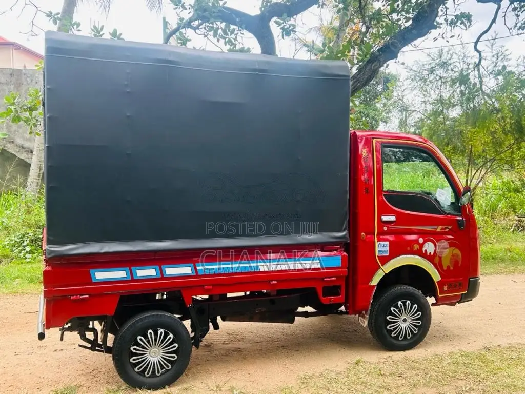 Tata Dimo Batta 2010 Lorry (Used)