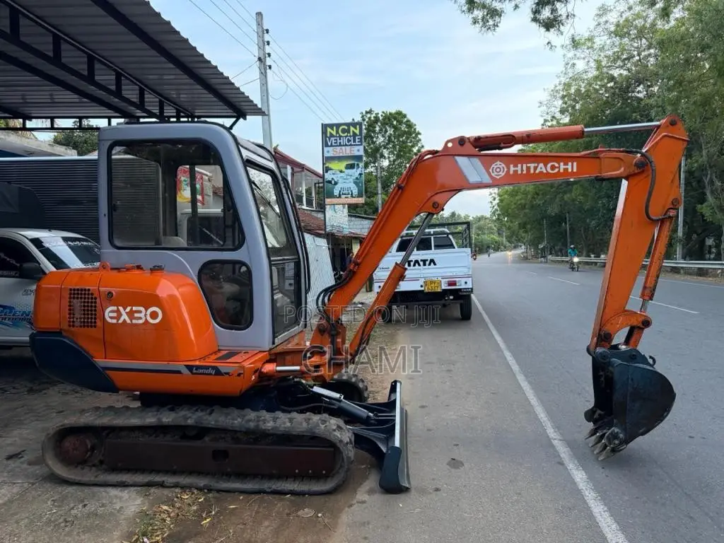 Hitachi Landy 2023 Heavy-Duty (Used)