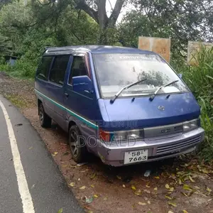 Nissan Largo 1992 Van (Used)