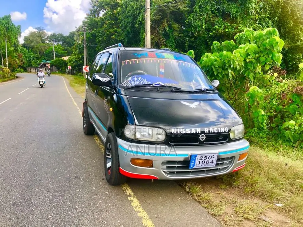 Nissan Serena 1998 Van (Used)