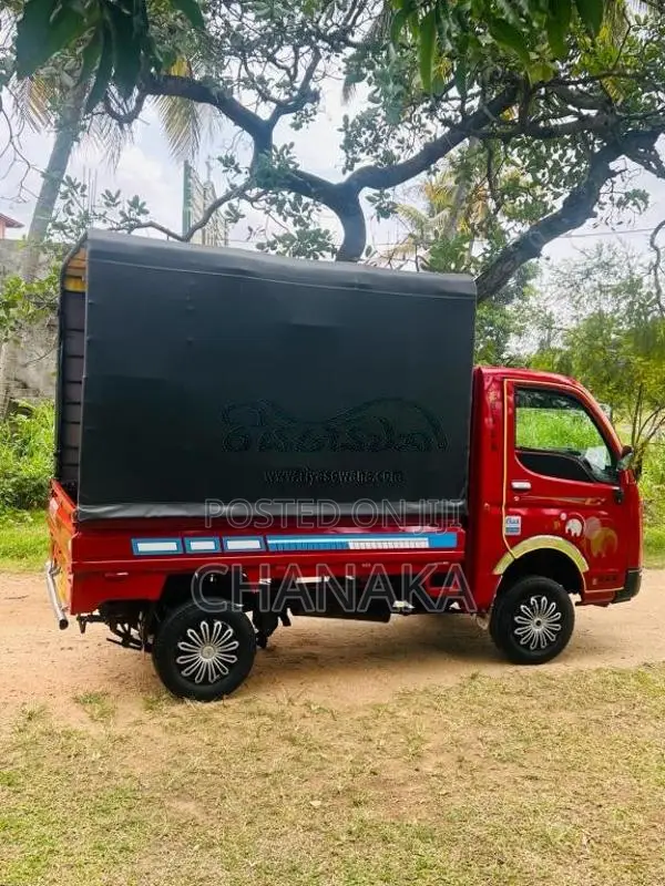 Tata Dimo Batta 2010 Lorry (Used)