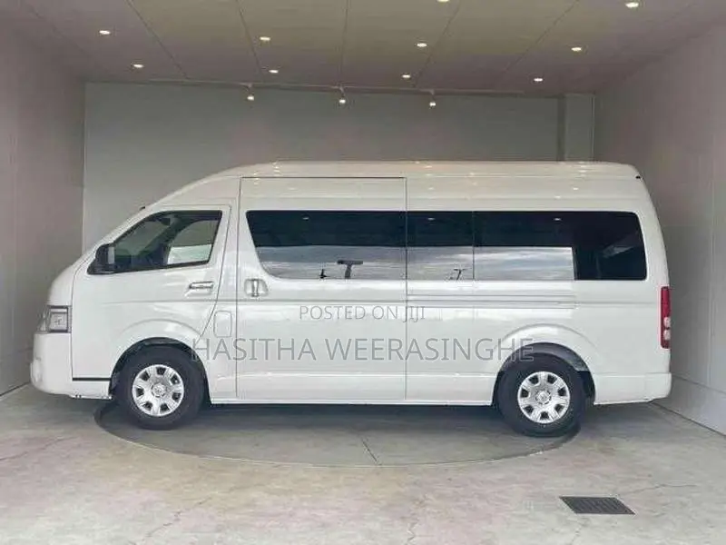 Toyota KDH High Roof HIACE Commuter 2026 Van (Used)