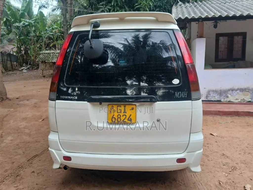 Toyota Nova 2000 Van Unregistered (Recondition)