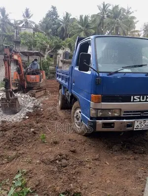 Isuzu Tipper 1980 Lorry (Used)