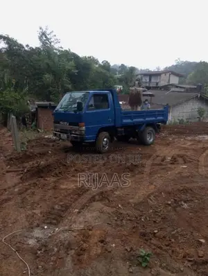 Isuzu Tipper 1980 Lorry (Used)