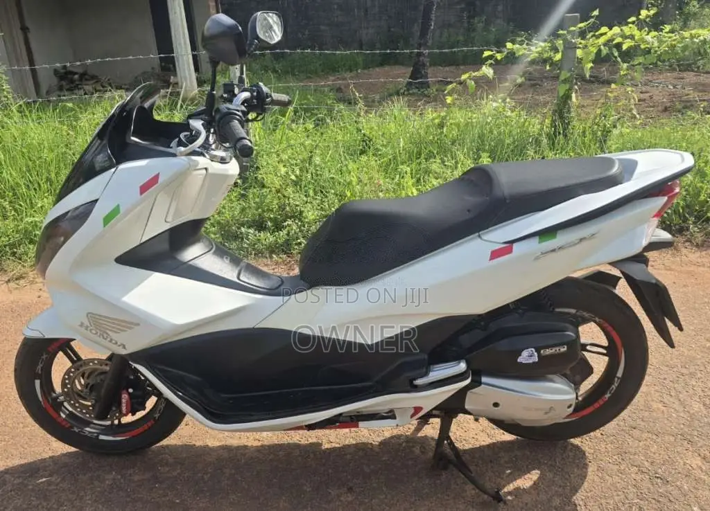 Honda Pcx 2017 Motorbike (Used)