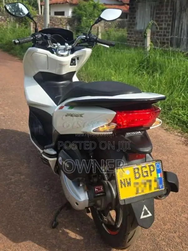 Honda Pcx 2017 Motorbike (Used)