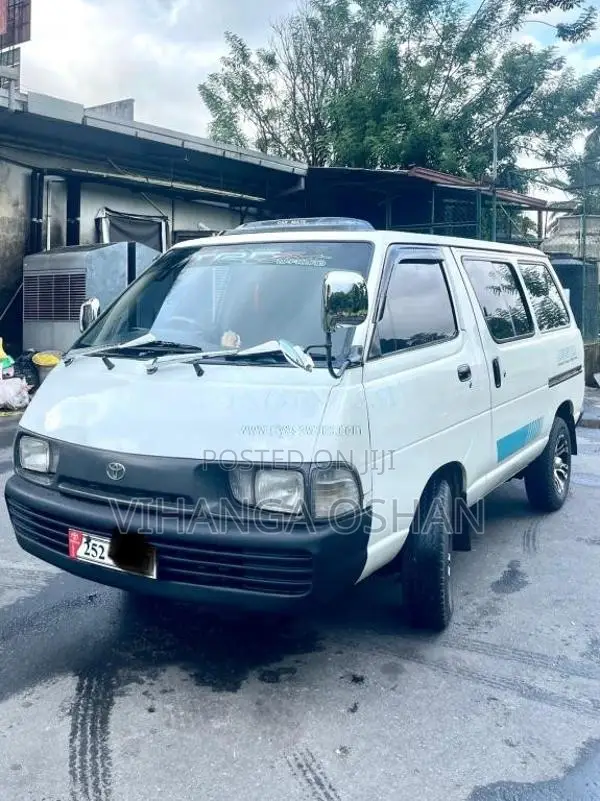 Toyota CR27 1993 Van (Used)