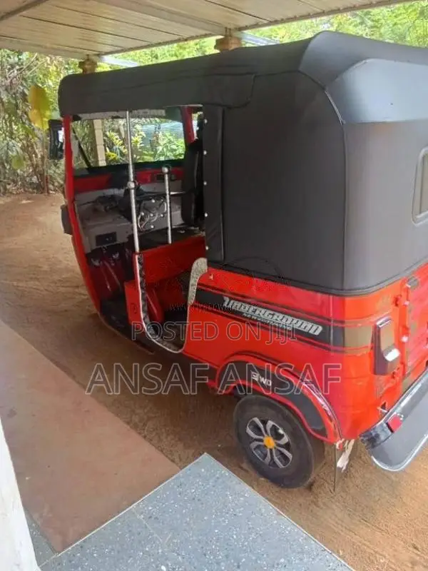 Bajaj RE 2015 Three Wheel (Used)