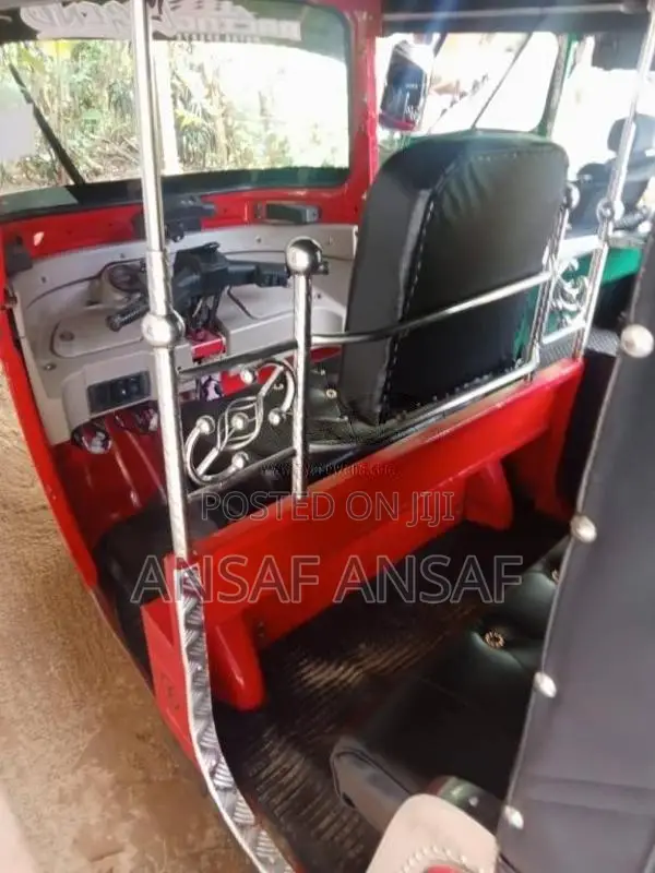 Bajaj RE 2015 Three Wheel (Used)