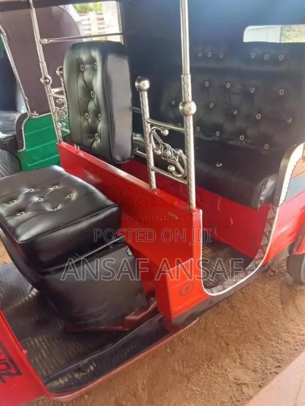 Bajaj RE 2015 Three Wheel (Used)