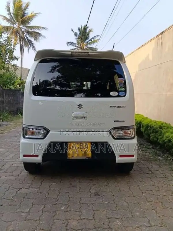 Suzuki Wagon R Stingray 2018 Car (Used)