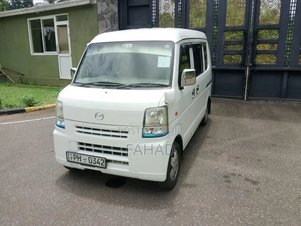 Suzuki 2025 2015 Van (Used)