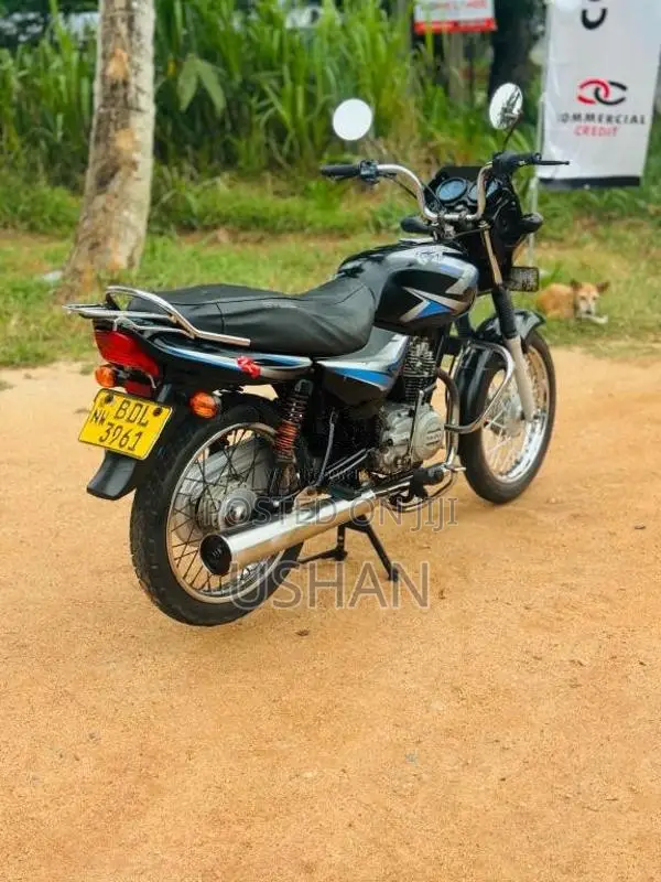 Bajaj CT-100 2016 Motorbike (Used)