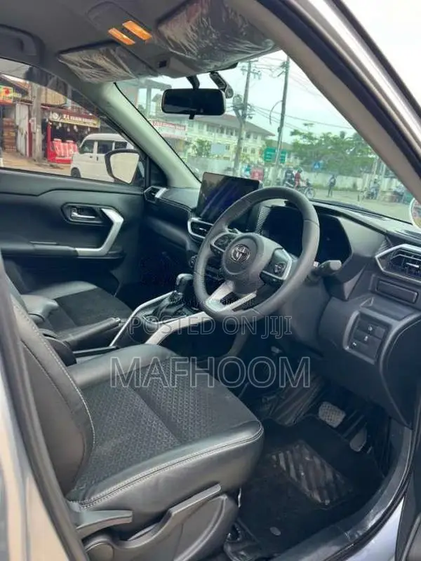 Toyota Raize Z Grade Turbo 2WD 2025 SUV (Used)