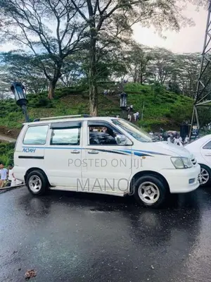 Toyota Noah CR41 1998 Van (Used)