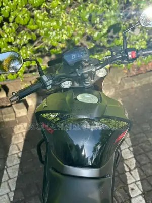 Hero HUNK 160 4v 2025 Motorbike Unregistered (Recondition)