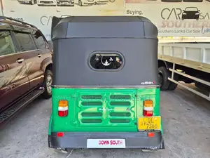 Bajaj 4 Stroke 2007 Three Wheel (Used)