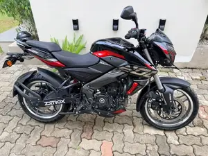 Bajaj Pulsar NS200 2025 Motorbike (Used)