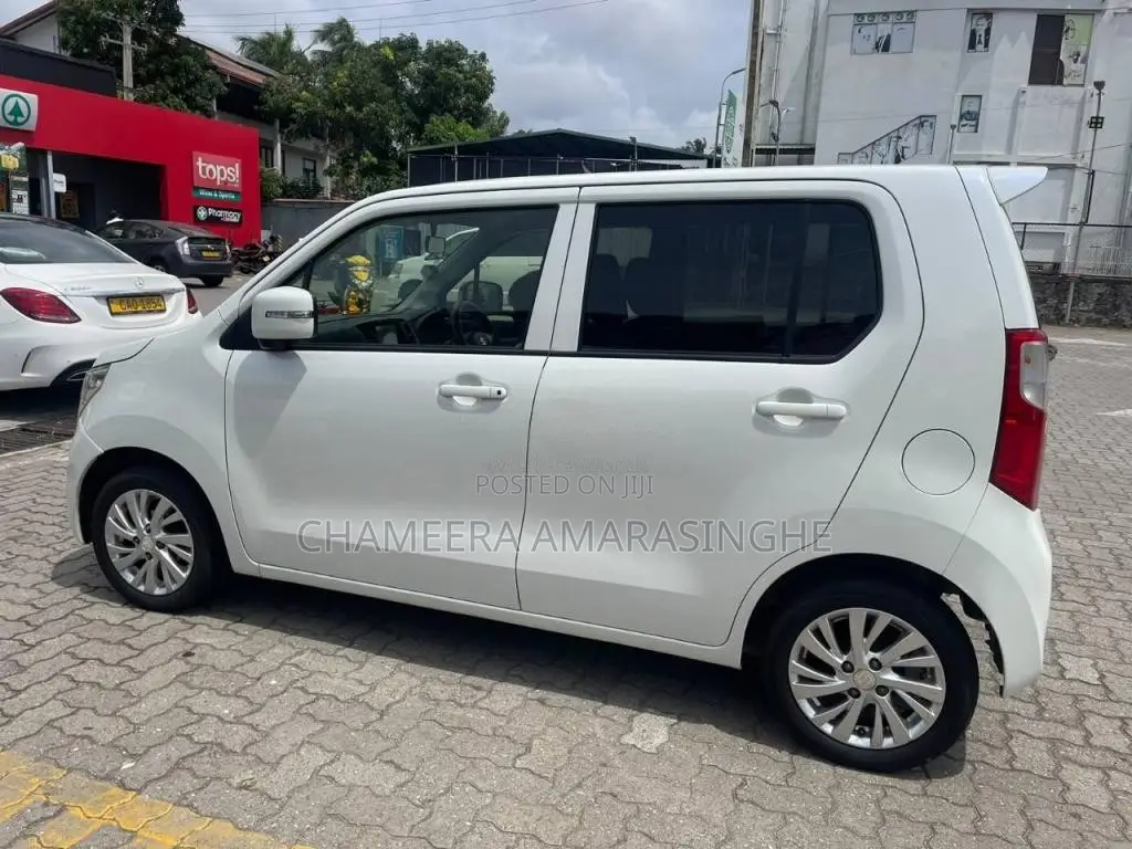 Suzuki Wagon R FX Hybrid 2016 Car (Used)