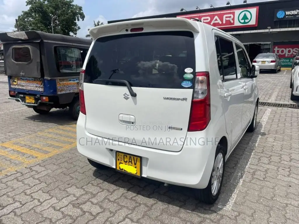 Suzuki Wagon R FX Hybrid 2016 Car (Used)