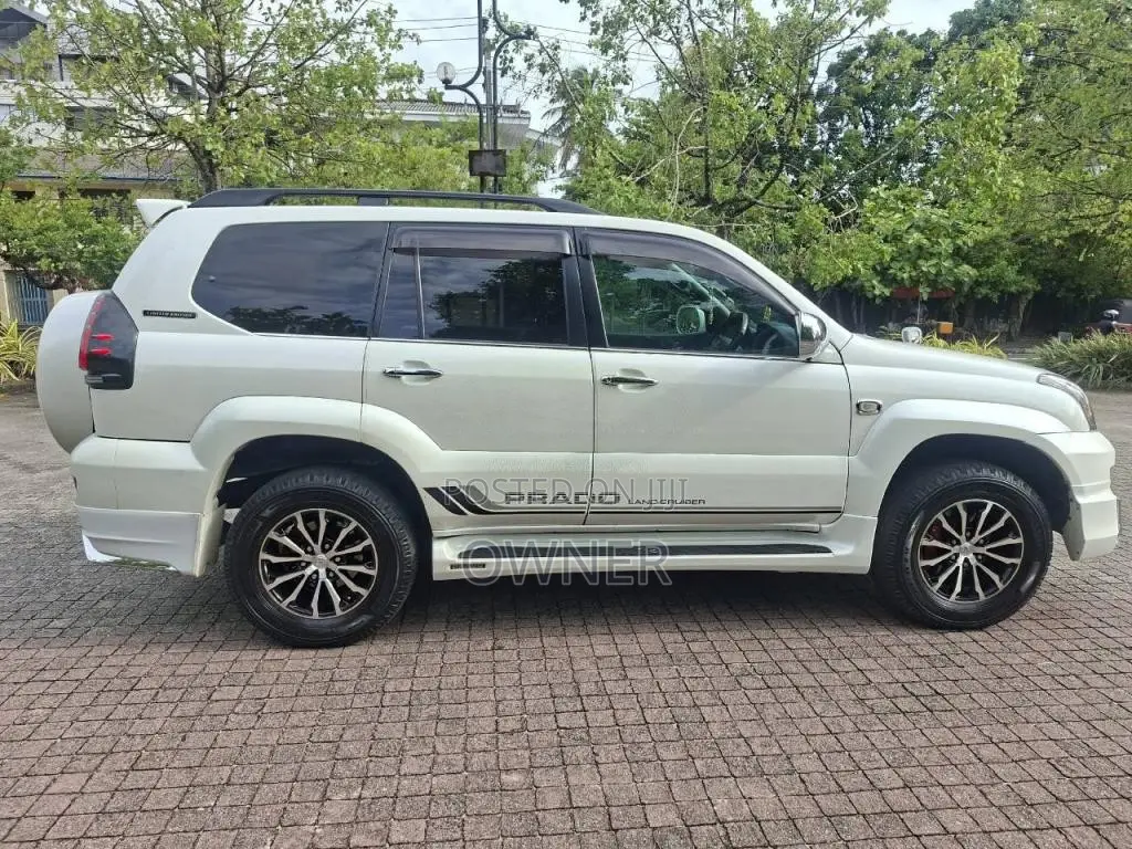 Toyota Land Cruiser Prado TRJ120 TX LIMITED 2008 SUV (Used)