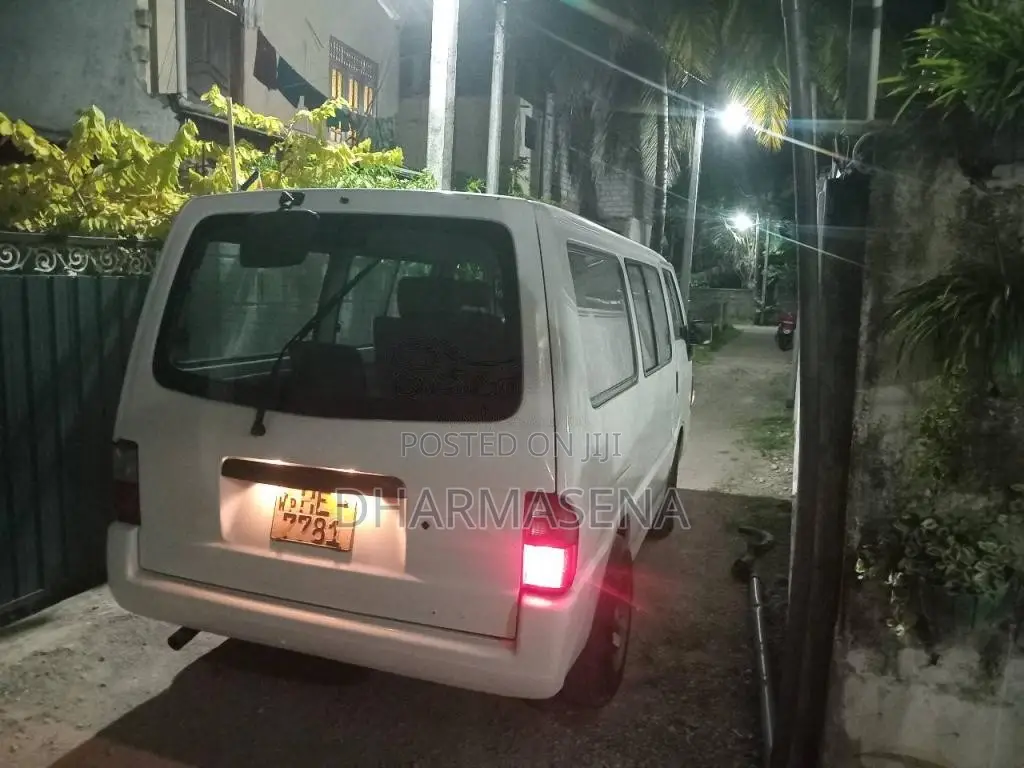 Mazda Bongo 1998 Van (Used)