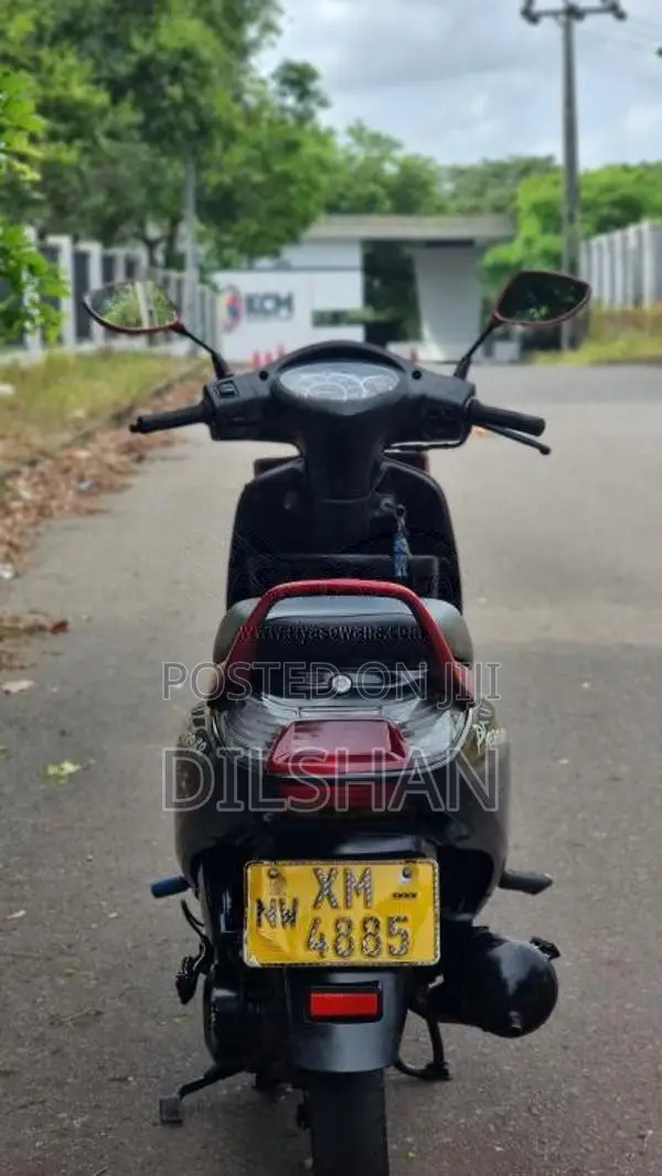 Hero Pleasure 2012 Motorbike (Used)