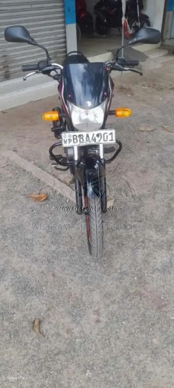 Bajaj Platina 2015 Motorbike (Used)
