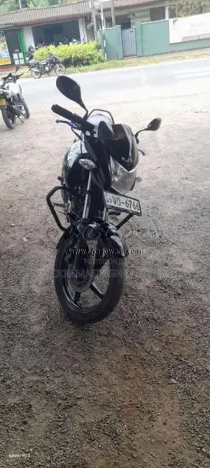 Hero Hunk 2011 Motorbike (Used)