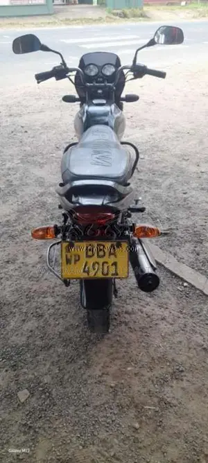 Bajaj Platina 2015 Motorbike (Used)