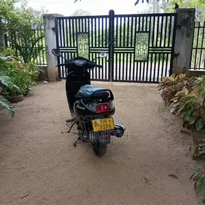 Hero Pleasure 2012 Motorbike (Used)