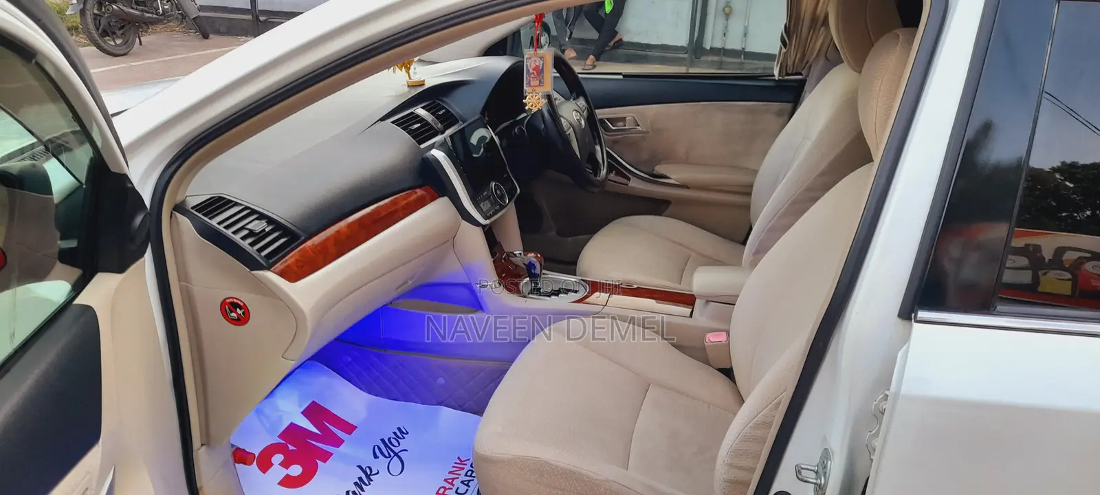 Toyota Premio 2013 Pearl