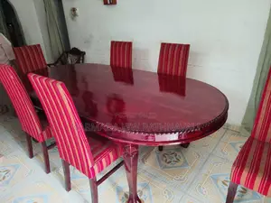 Dining Table With 06 Chairs