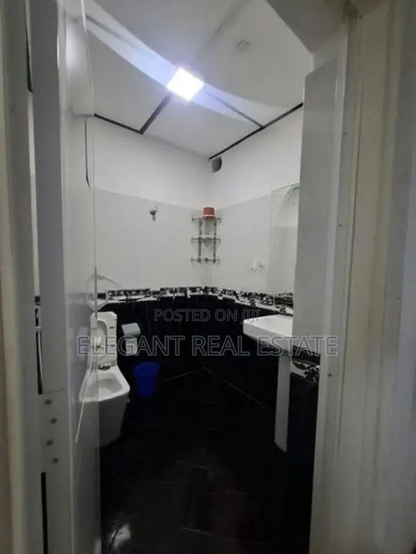 Commercial space for Rent in Colombo 05 (A6198)-RENTED