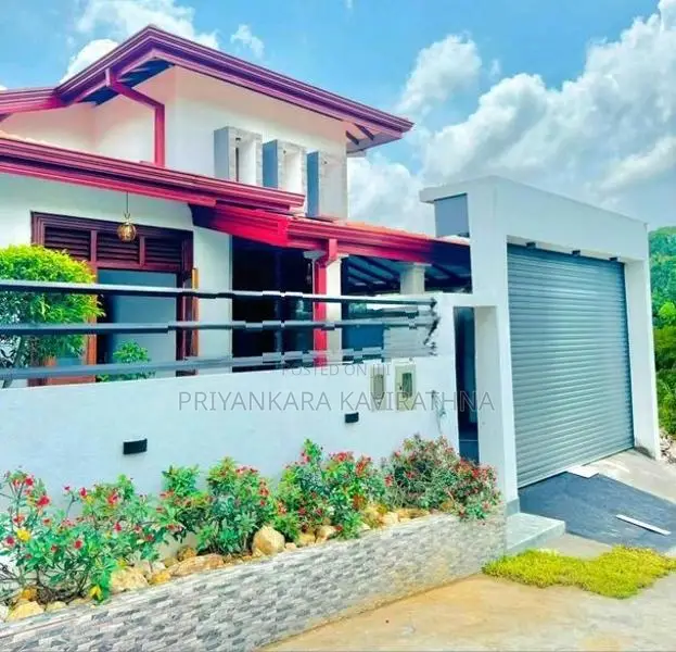 උසස්ම ප්‍රමිතියෙන් ඉදිකළ අලංකාර අලුත්ම නිවස විකිනීමට - කැස්බෑව