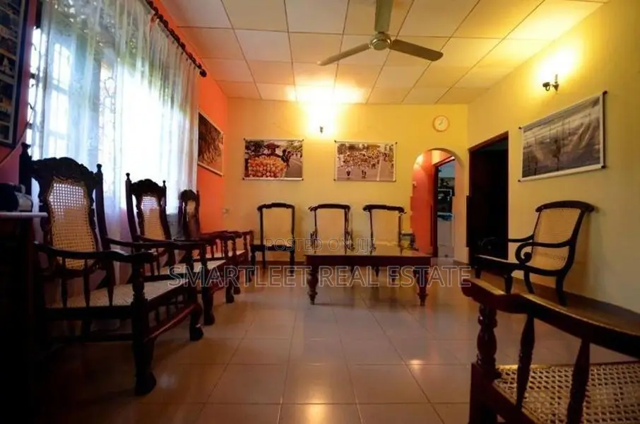 Valuable Hotel in Kahawa