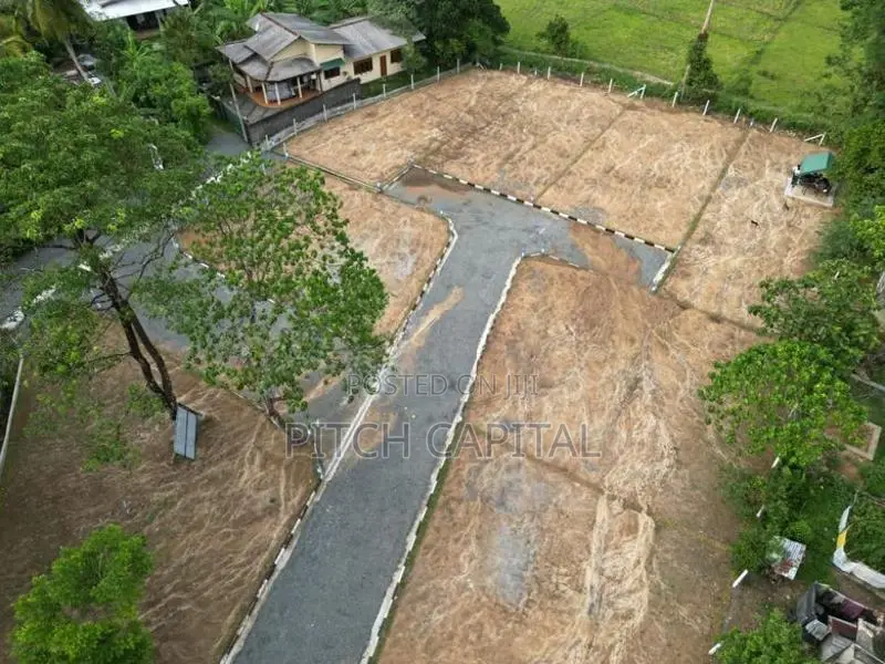 Galagedara 122 ප්‍රධාන බස් පාරට සමිපයෙන් විකිණිමට අගනා බිම් කොටස්