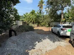 Kiribathgoda - Land for Sale