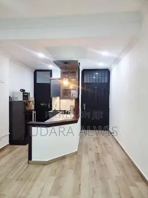 Nugegoda A/C Luxury Apartment for Sale