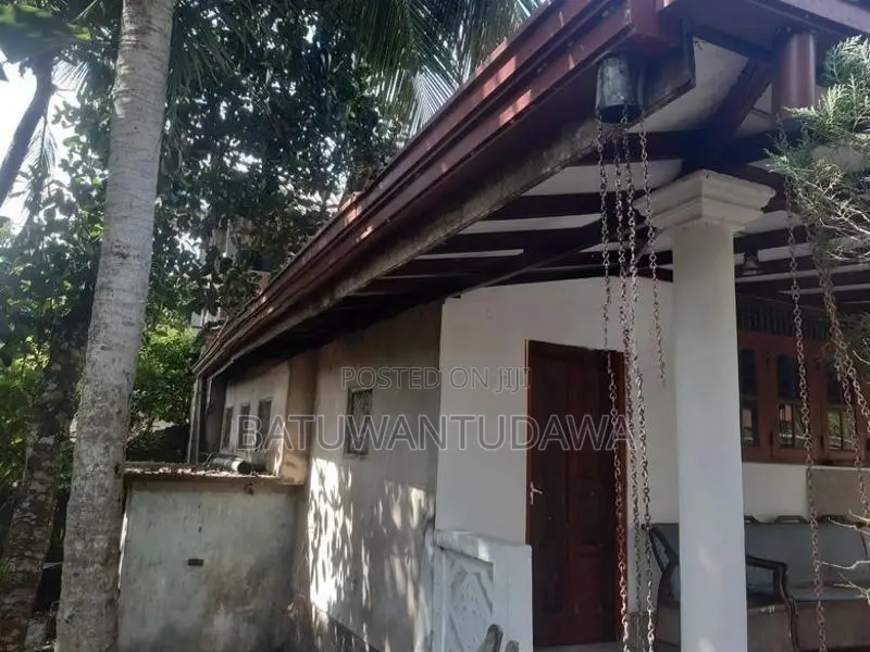 One Story House with Land Sale Polgasowita