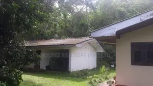 197 Perch Land with Houses for Sale in Wakwella, Galle