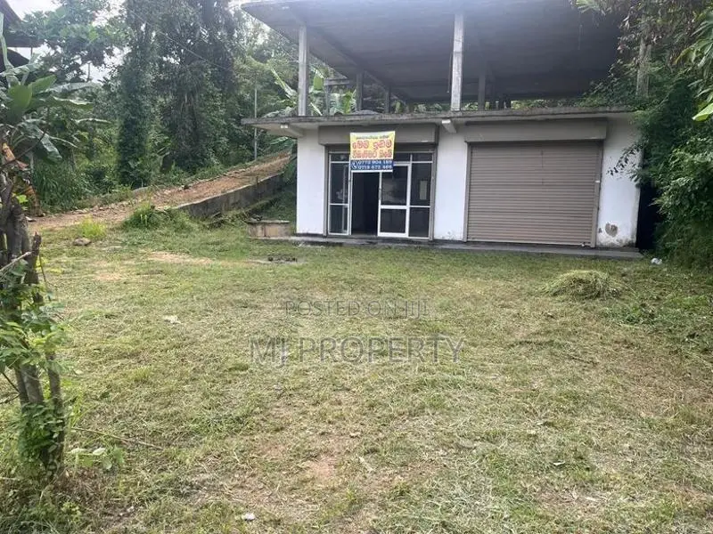 ( TS-1152) Valuable Commercial Land For Sale in Godagama