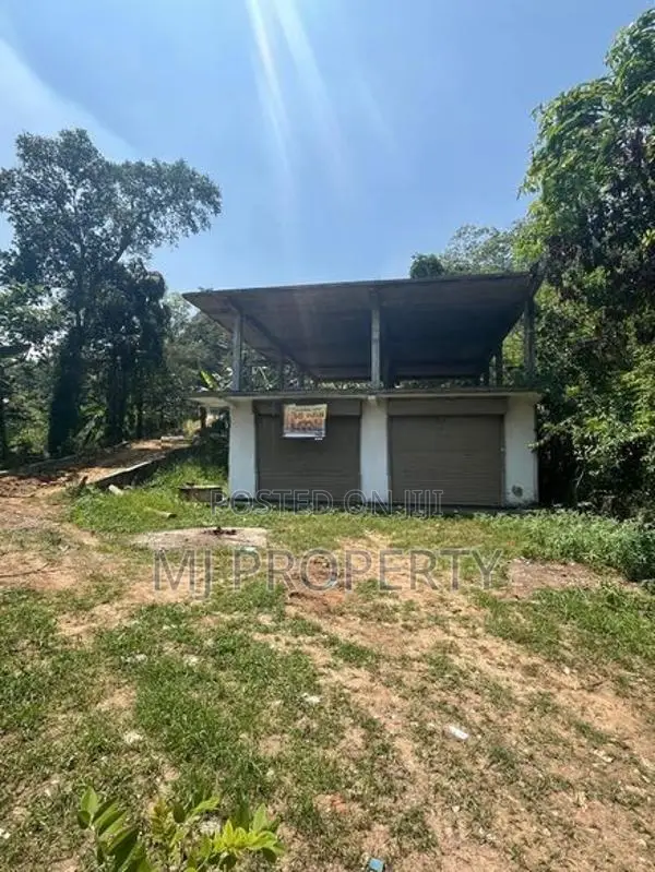 ( TS-1152) Valuable Commercial Land For Sale in Godagama