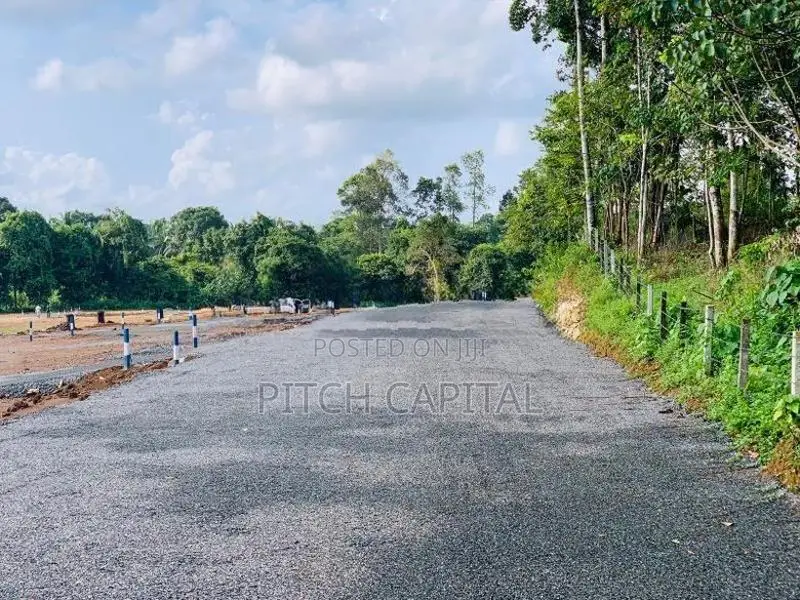 Hadapangoda මාවක් ඔයට මුහුණලා විකිණීමට අගනා බිම් කොටස්