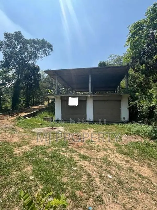 ( TS-1152) Valuable Commercial Land For Sale in Godagama