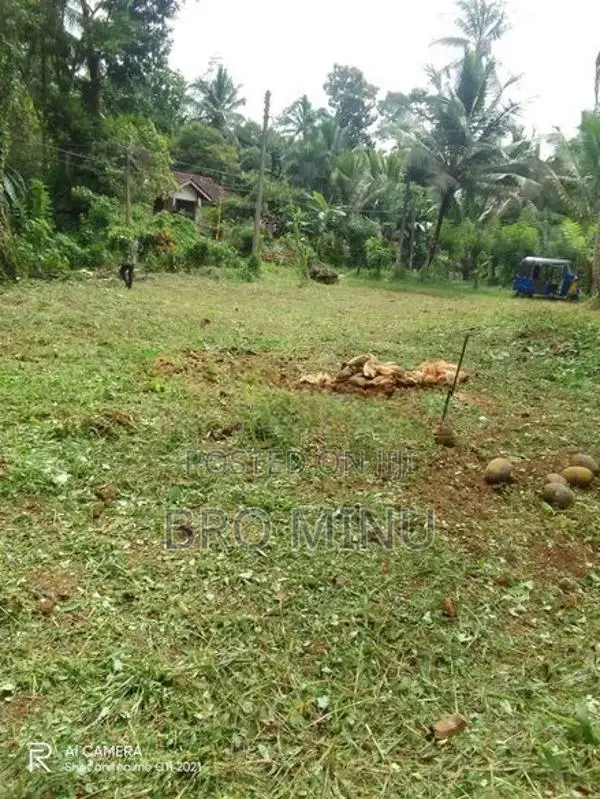 Land for Sale in Hanwella