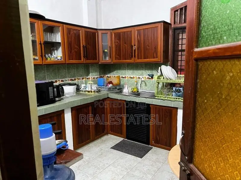 FOR RENT – Spacious 4 Bedroom Semi-Furnished House in Dehiwala