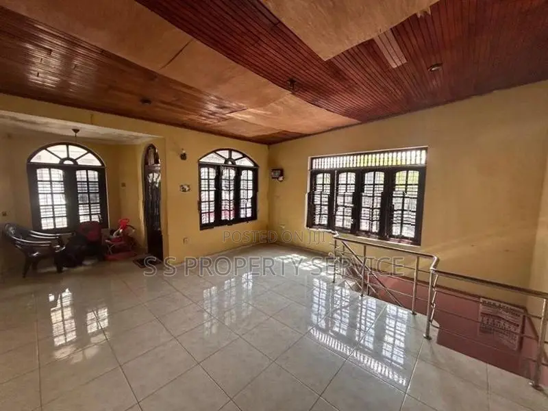 2 story house for Sale in Kirulapone, Colombo 06 (SSPH-396)